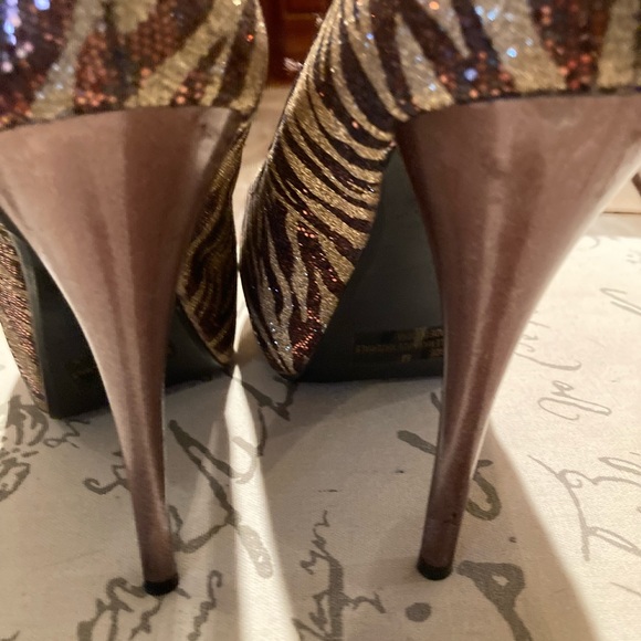 Qupid sparkly gold, and bronze stilettos - Picture 6 of 11
